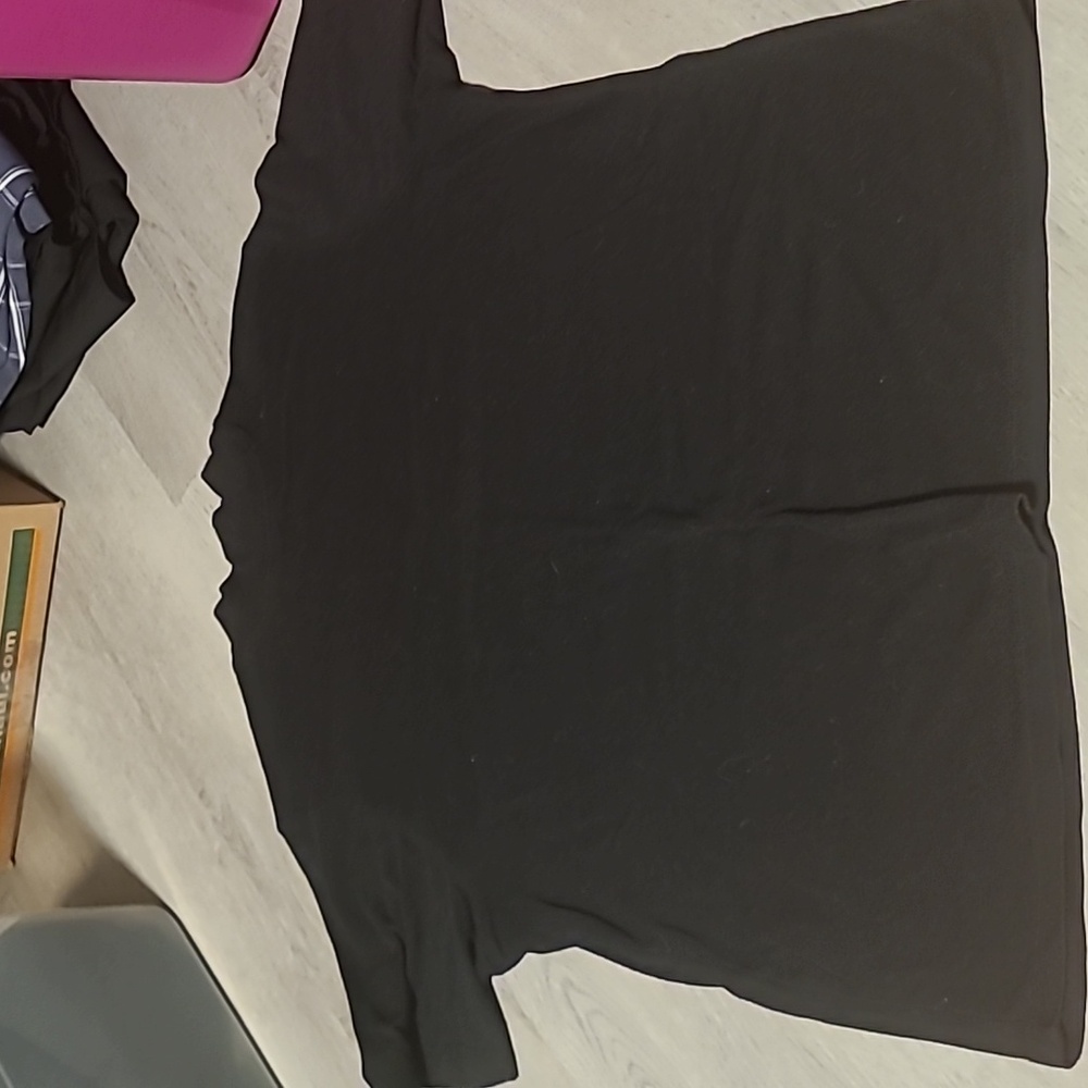 A2. Black turtleneck tee size 1X